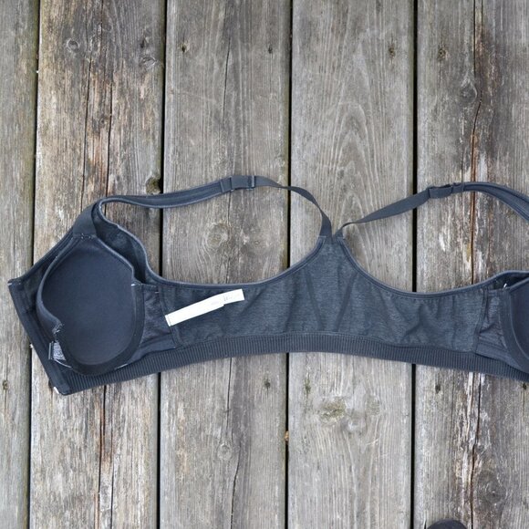 VSX SPORT | Ultra Max Zip Sports Bra | Sz. 34B - Picture 3 of 5